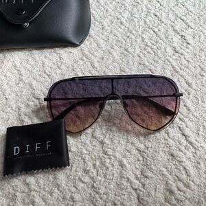 Diff Eyewear Gradient Aviator Sunglasses